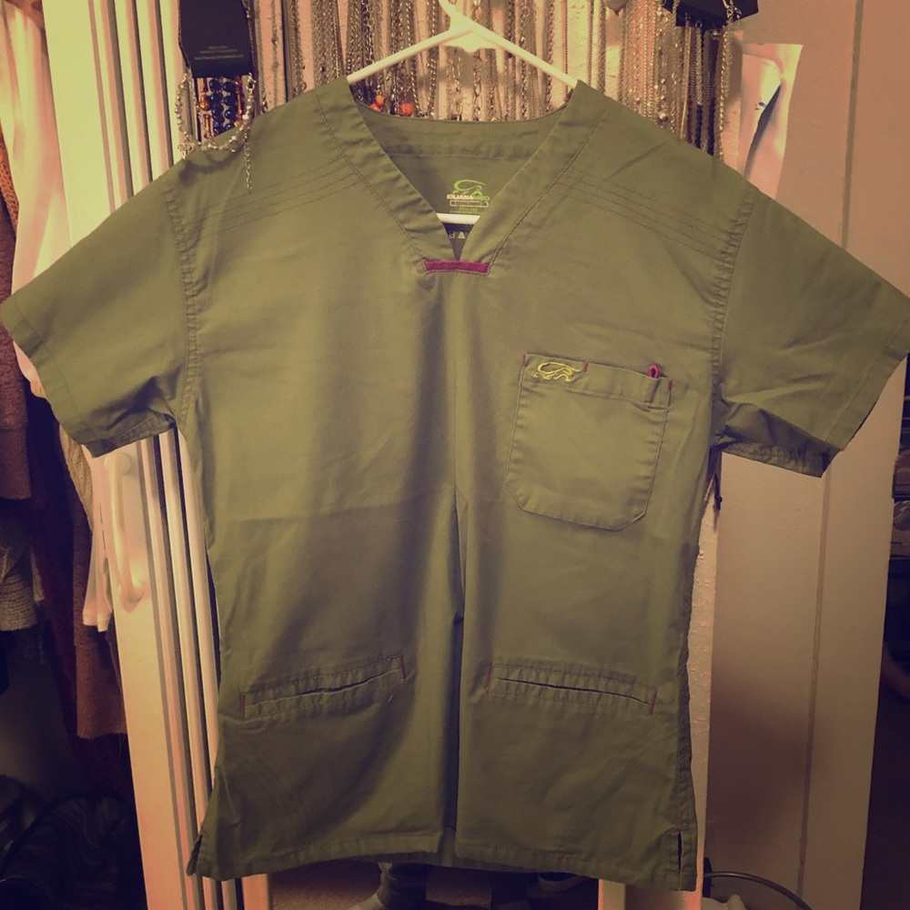Iguana Med scrub set